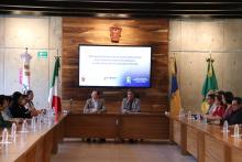 Entregan convenio de colaboración entre la UdeG y el Ayuntamiento de Zapotlán el Grande en el CUSur