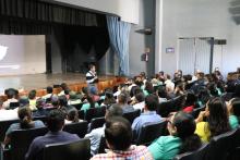 Rector del CUSur imparte conferencia sobre calidad de vida en el trabajo