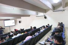 Imparten charla sobre identidades transgénero en el CUSur