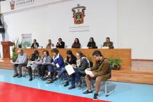 143 adultos mayores culminaron los talleres del ciclo escolar en el CUSur