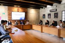 Entregan convenio de colaboración general entre la UdeG y el Ayuntamiento de Sayula