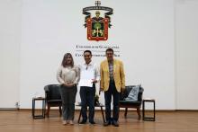 Óscar Murguía, aspirante a la presidencia municipal de Zapotlán el Grande, participa en el Foro de Diálogo con Universitarios en el CUSur