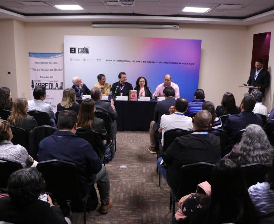 Presentan libro ganador del Premio Nacional de Cuento Juan José Arreola en la FIL y anuncian nueva convocatoria