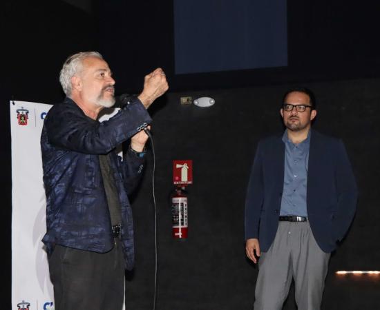 El CUSur proyecta “Humania”, cortometraje de Miguel Polanco sobre inteligencia artificial y salud humana