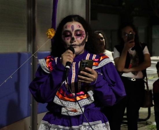 El Cusur celebra el Día de Muertos con creatividad y tradición en su Concurso de Altares 2025
