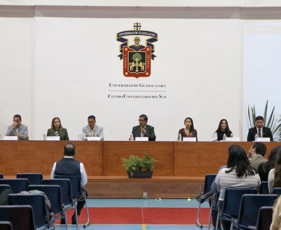 Inauguran jornadas académicas del programa educativo de Abogado