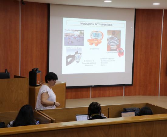 <p class="MsoNormal">El pasado miércoles 5 de octubre, cuatro investigadoras del del Instituto de Ciencia y Tecnología de Alimentos y Nutrición (ICTAN), de España, compartieron algunas investigaciones en inmunonutrición en un ciclo de conferencias organizado por el Instituto de Investigaciones en Comportamiento Alimentario y Nutrición (IICAN) del Centro Universitario del Sur (CUSur).<o:p></o:p></p>  <p class="MsoNormal"><o:p>&nbsp;</o:p></p>  <p class="MsoNormal">La primera conferencia titulada “Importancia