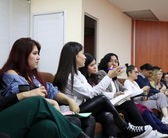 <p class="MsoNormal">El pasado miércoles 5 de octubre, cuatro investigadoras del del Instituto de Ciencia y Tecnología de Alimentos y Nutrición (ICTAN), de España, compartieron algunas investigaciones en inmunonutrición en un ciclo de conferencias organizado por el Instituto de Investigaciones en Comportamiento Alimentario y Nutrición (IICAN) del Centro Universitario del Sur (CUSur).<o:p></o:p></p>  <p class="MsoNormal"><o:p>&nbsp;</o:p></p>  <p class="MsoNormal">La primera conferencia titulada “Importancia