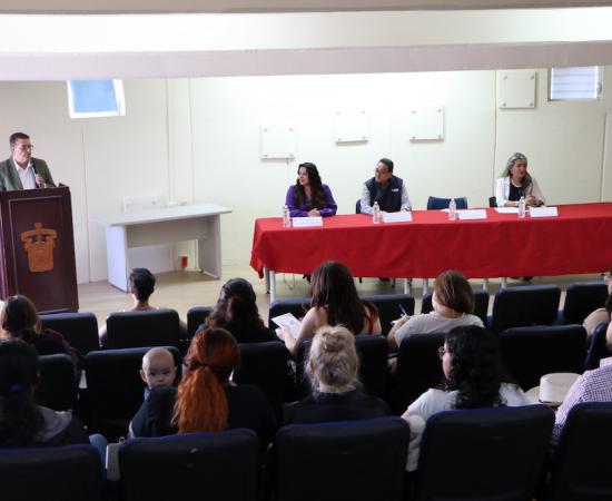 Hablan de la lengua a partir del colonialismo en el Día Internacional de la Lengua Materna