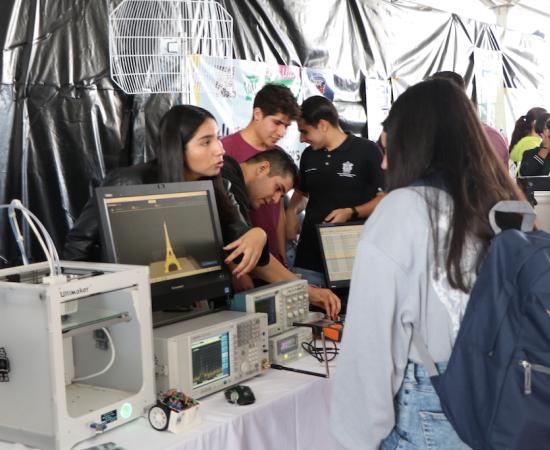 Se lleva a cabo la edición XX de la feria Una mirada al CUSur 2023B