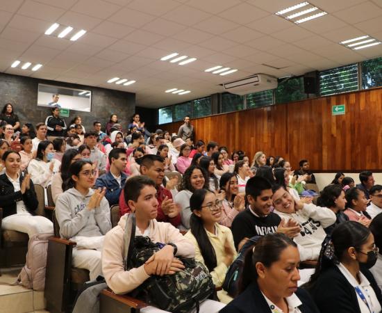 El CUSur conmemora la lucha contra el Cáncer de Mama