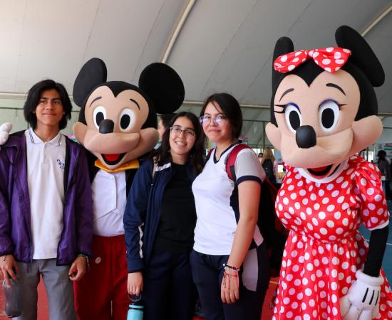 El CUSur recibe a más de mil estudiantes de nivel medio superior en la XXI feria “Una mirada al CUSur”