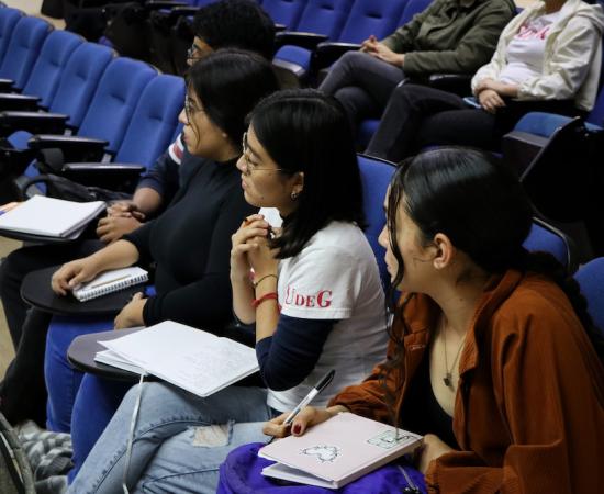 Simulan el abordaje en crisis con taller de primeros auxilios psicológicos