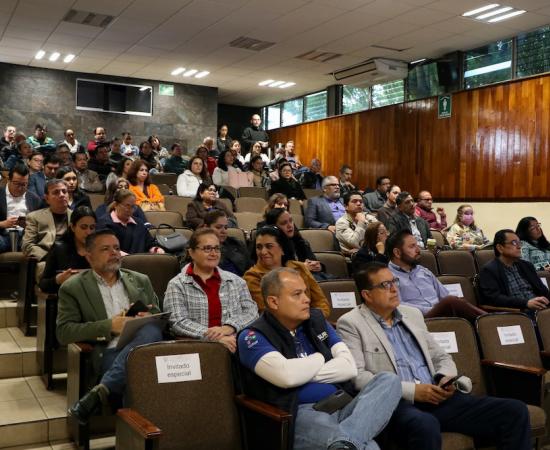 Académicos del CUSur reciben capacitación sobre la tutoría