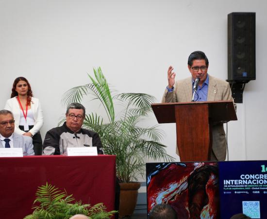 Se inaugura el 1er Congreso Internacional de Actualidades en Medicina de Vanguardia
