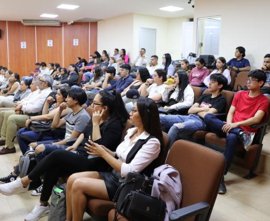 Presentan libro sobre la justicia transicional