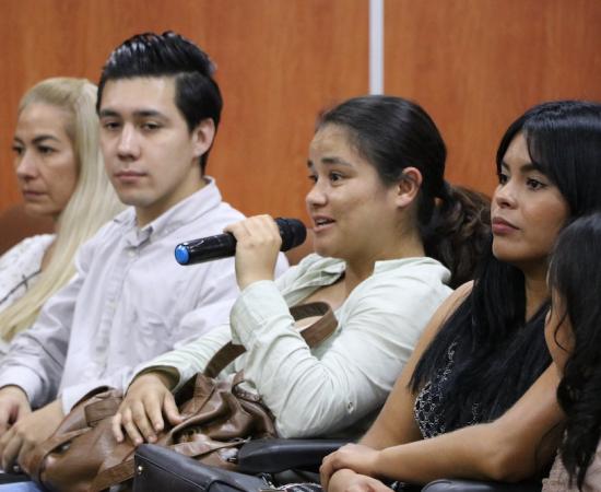 Presentan libro sobre la justicia transicional