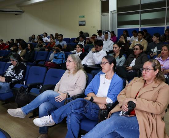 El CUSur conmemora con simposio el Día Internacional de la Mujer y la Niña en la Ciencia