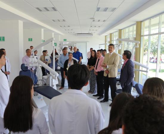 Inician los servicios odontológicos en el CUSur