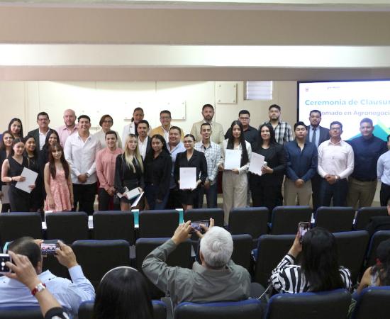 Concluye el Diplomado en Agronegocios