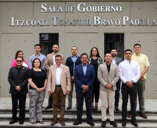 Entregan convenio de colaboración general entre la UdeG y el Ayuntamiento de Sayula