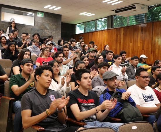 Dan la bienvenida a estudiantes de la División de Ciencias Exactas, Naturales y Tecnológicas