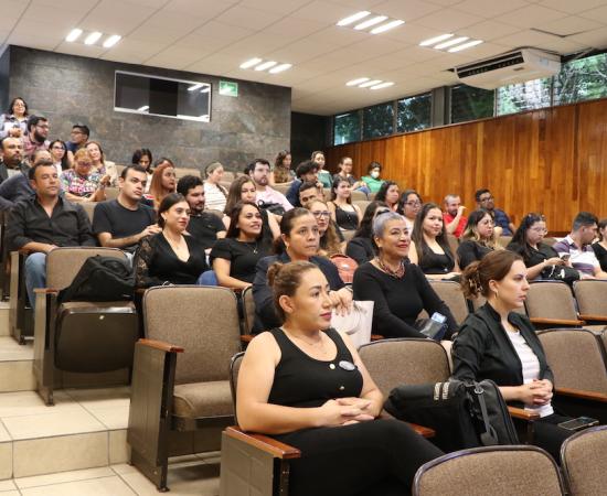 Con ponencias dan bienvenida a los posgrados del CUSur