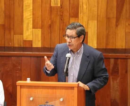 Con ponencias dan bienvenida a los posgrados del CUSur