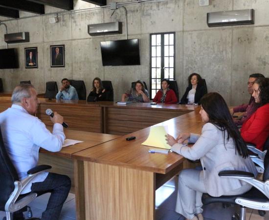 Entregan nombramientos al Comité de Ética en Investigación del CUSur