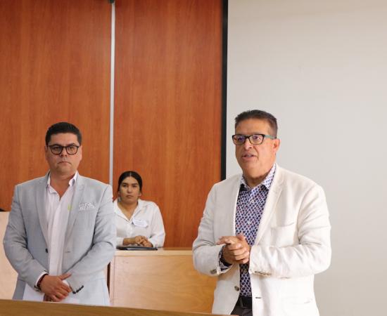 Presentan debate como cierre del taller “Comunicación, debate y oratoria”