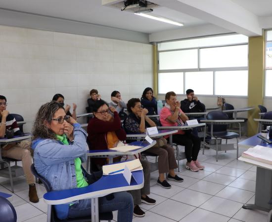 Concluye el taller “Tomando el control de tu salud”, dirigido a adultos mayores