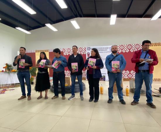 Presentan la gaceta agroecológica Teocintle en Seminario en Chiapas