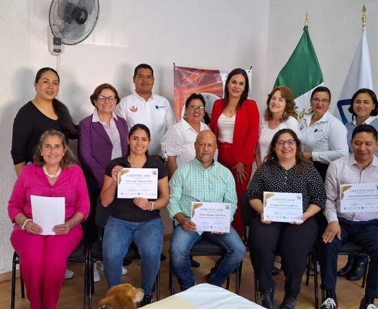 Concluye primera etapa del programa para la formación y actualización de comerciantes de la región