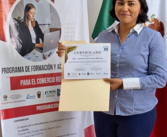 Concluye primera etapa del programa para la formación y actualización de comerciantes de la región