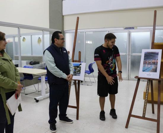 Premian a los ganadores del concurso “Huellas del CUSur 2024” en el 30 aniversario del CUSur