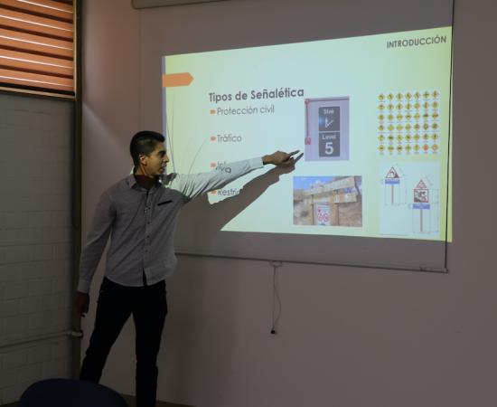 Se titula con tesis egresado con discapacidad intelectual de la licenciatura en Desarrollo turístico sustentable