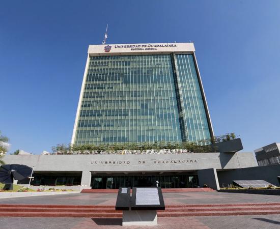 La comunidad universitaria ha trabajado más que nunca, declaraciones del gobernador son ofensivas