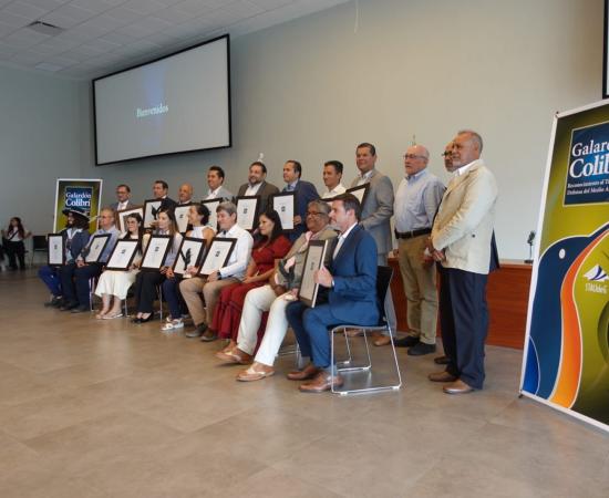 Académicos del CUSur reciben el Galardón Colibrí en la categoría producción