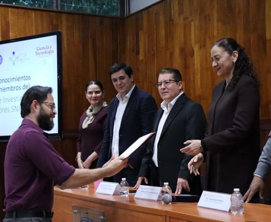CUSur reconoce a 96 integrantes del Sistema Nacional de Investigadoras e Investigadores