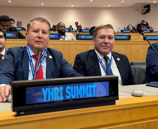 El rector del CUSur participa como ponente en la XX Cumbre Internacional de Derechos Humanos