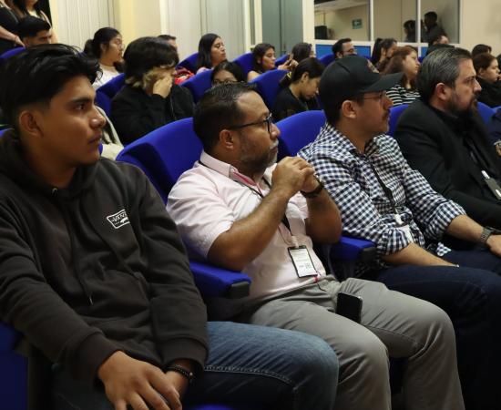 Congreso Internacional reúne en CUSur a especialistas en desarrollo humano, educación y salud