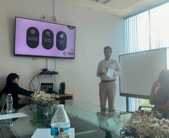 Coloquio de avances de investigación en CUSur promueve competencias comunicacionales