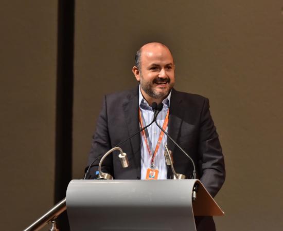 Entrega de presea al mérito académico Enrique Díaz de León