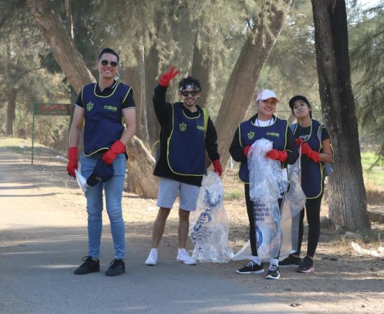 CUSur participa en 'Limpiemos Zapotlán' y recolecta un 41.57% menos en 2024