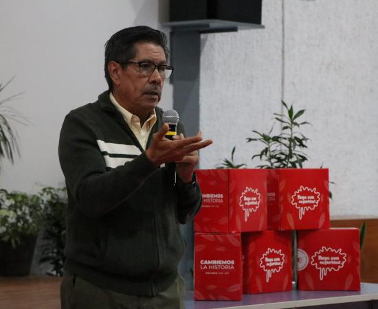 CUSur entrega kits menstruales como parte del programa Fluye con Seguridad de la FEU