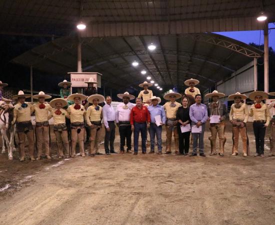 Charros del CUSur brillan en Tamazula en evento que celebra tradición y valores