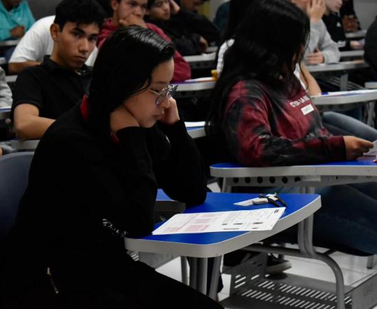 98.11% de asistencia en el examen de admisión del CUSur 2025-A 