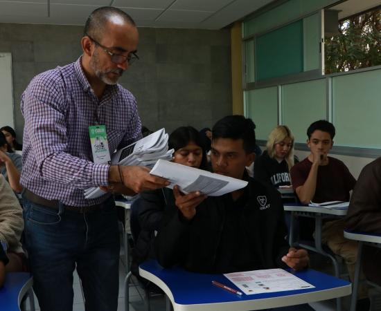 98.11% de asistencia en el examen de admisión del CUSur 2025-A 