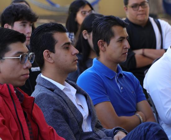 Presentan en CUSur el libro “Las Tecnologías en y para la Salud Pública