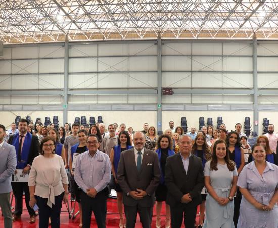 Egresan 12 estudiantes de la Maestría en Administración de Negocios del CUSur
